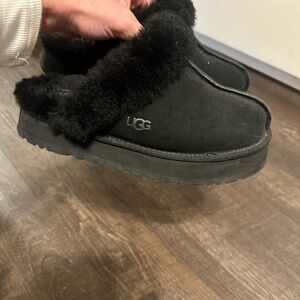 Authentic UGG Disquette Slipper